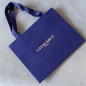 CHAUMET Shopping Gift Bag

9.80x7.80x4.5 inches